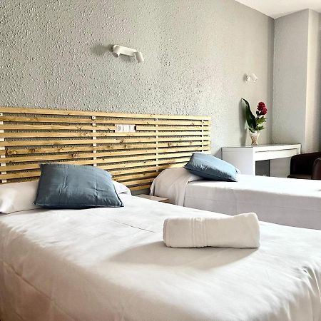 Hotel Acebo Plaza Mayor Jaca Exterior photo