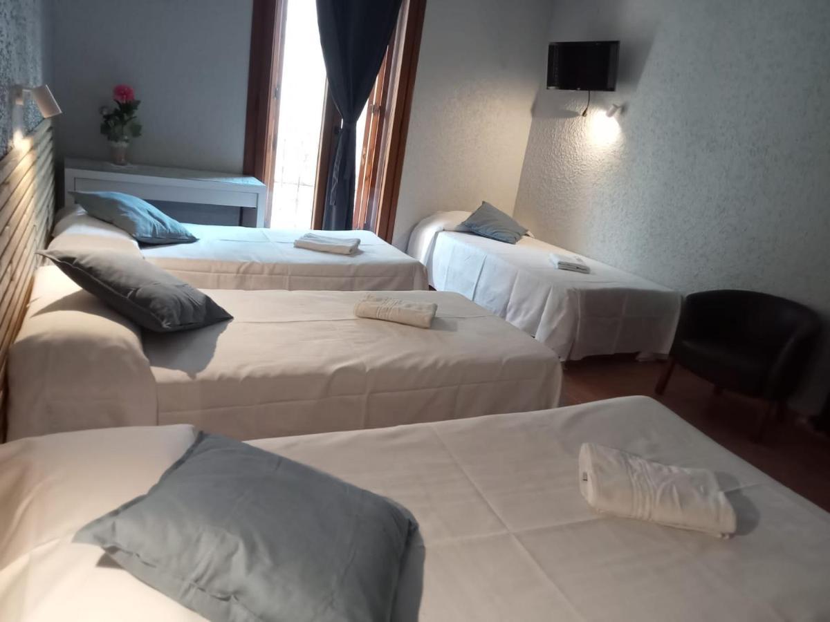 Hotel Acebo Plaza Mayor Jaca Exterior photo